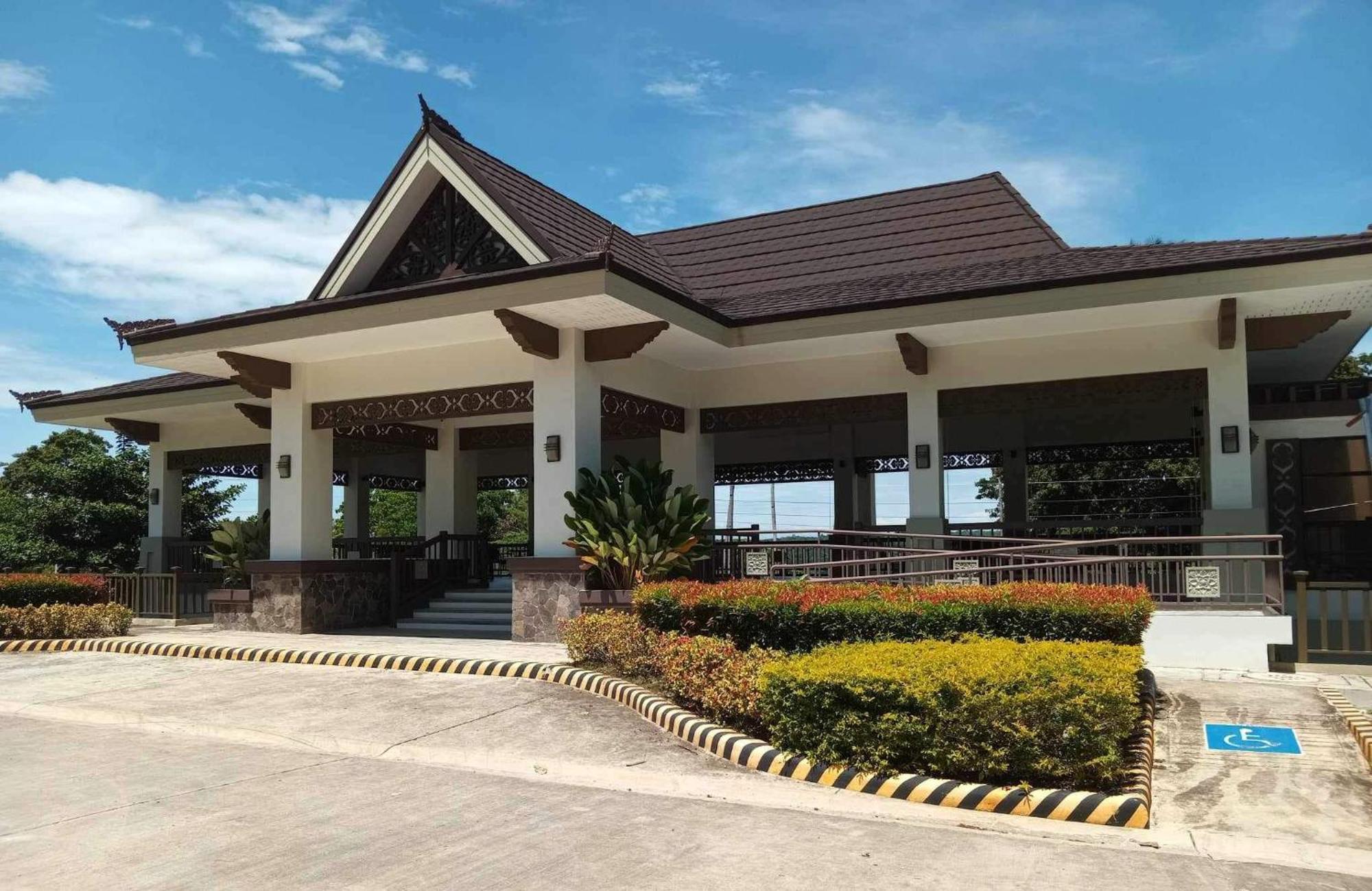 Davao City Kembali Condo Resort With Sea View מראה חיצוני תמונה